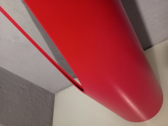 Image 1 of Unghia vloerspiegel in hout en rood pvc, jaren 2000