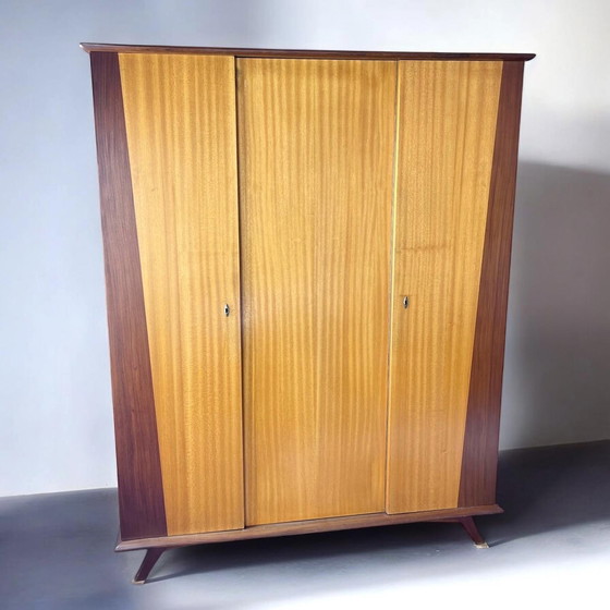 Image 1 of Vintage Garderobe Kast