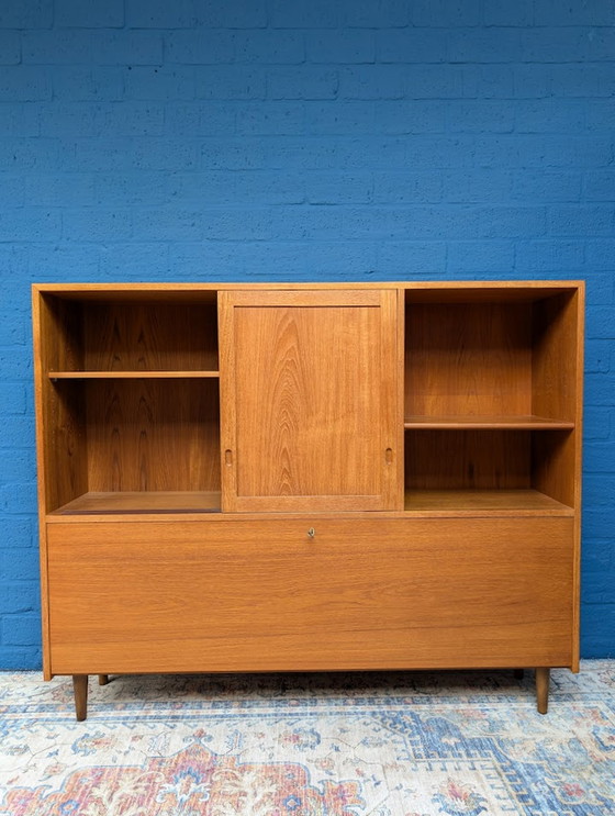 Image 1 of Vintage Wandkast Hans Wegner Deens Design