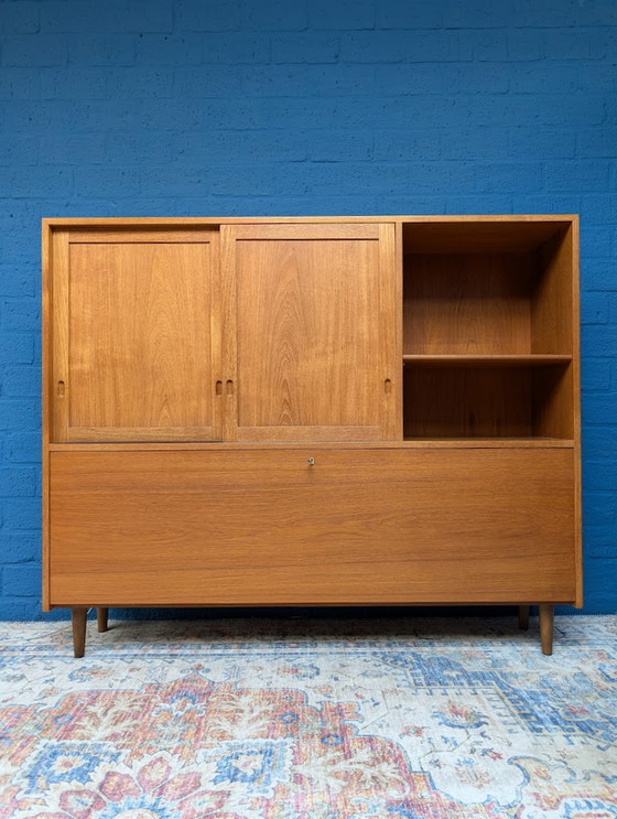 Image 1 of Vintage Wandkast Hans Wegner Deens Design