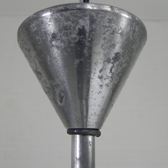 Image 1 of Art Deco hanglamp met geribbelde glazen kap, jaren 30