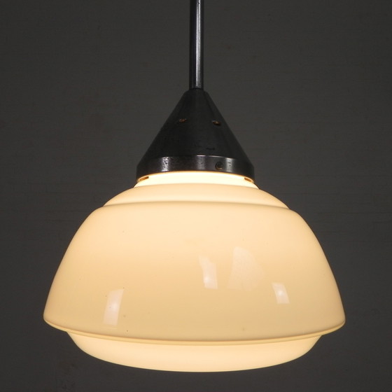 Image 1 of Art Deco hanglamp met geribbelde glazen kap, jaren 30