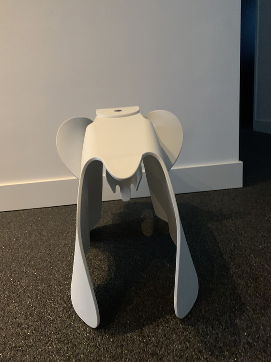 Image 1 of Vitra Eames Elephant