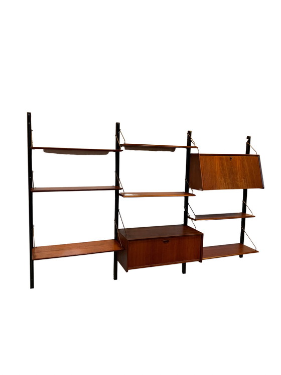 Image 1 of Louis van Teefelen Wallunit