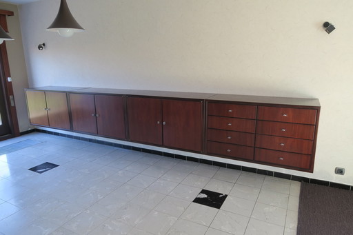 Behr Hangend dressoir