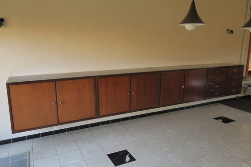 Behr Hangend dressoir