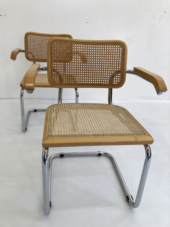 Image 1 of 2x Vintage Cesca Stoelen