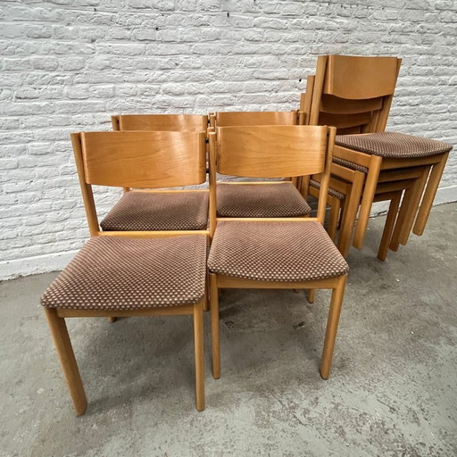 8X Midcentury Stoelen Met Gebogen Rugleuning – Stapelbaar 