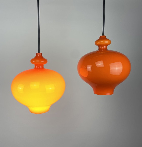 Image 1 of 1 Van 2 Zweeds Oranje Glazen Hanglamp Oplight Door Hans Agne Jakobsson Voor Ab Markaryd