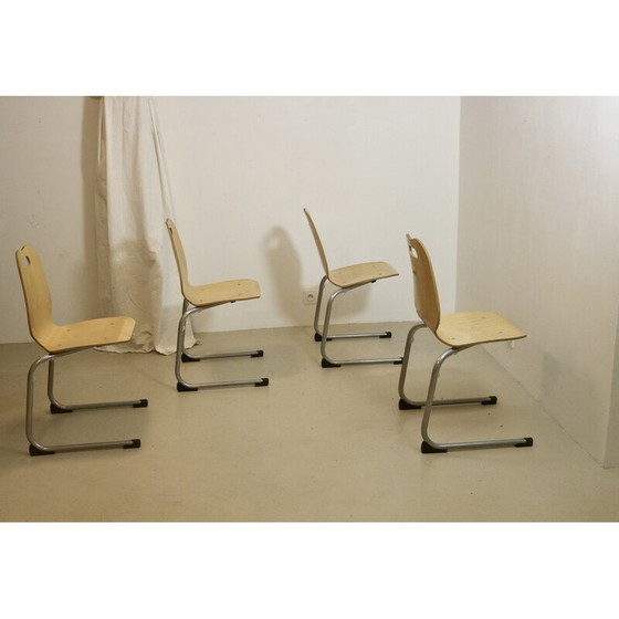 Image 1 of Set van 4 vintage stapelbare kantinestoelen van hout en aluminium, 1990