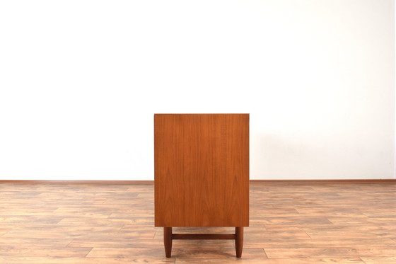 Image 1 of Mid Century Op-Art Handbeschilderd Deens Teak Dressoir, 1960S