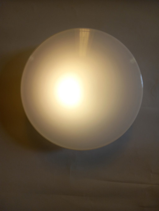 Eclips wandlamp Arne Jacobsen