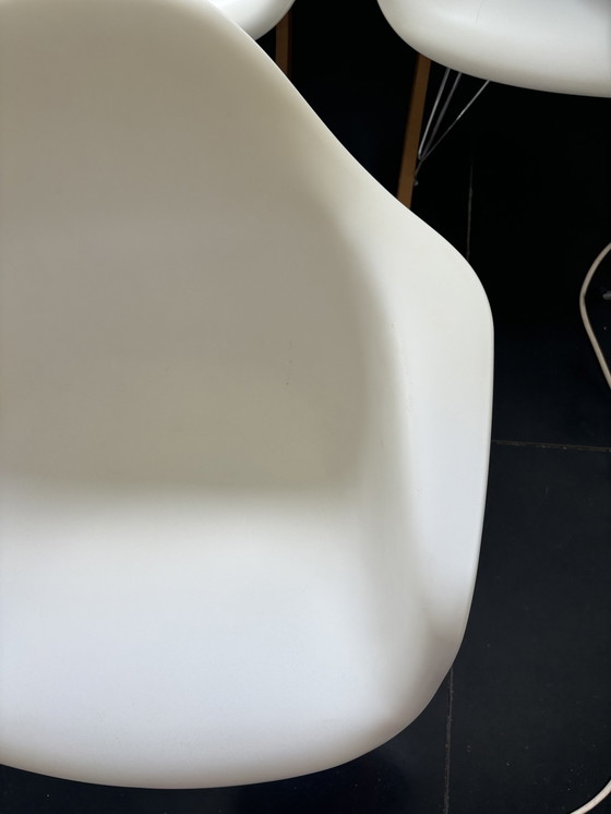 Image 1 of Vitra Eames Rar Chair