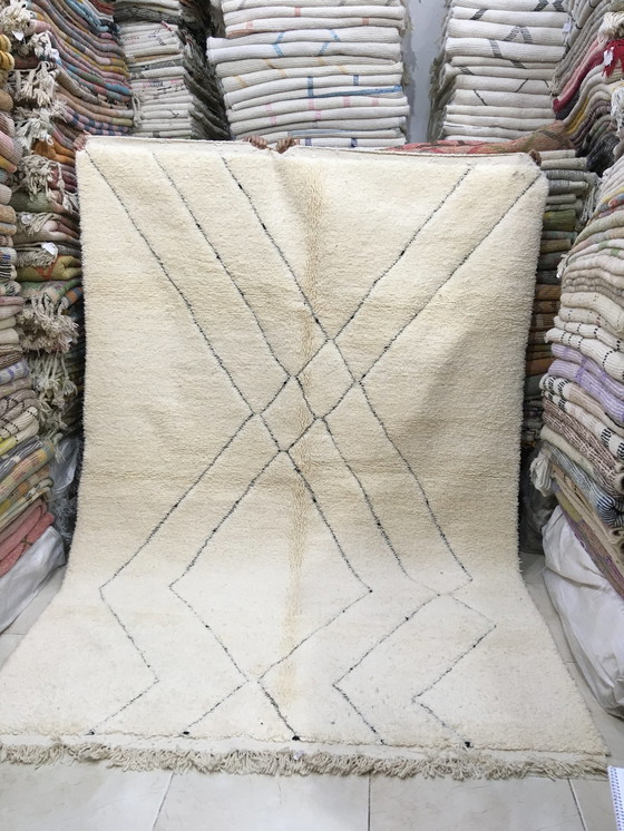 Image 1 of Beni Ouarain Marokkaans Berber Vloerkleed 3m17 x 2m10