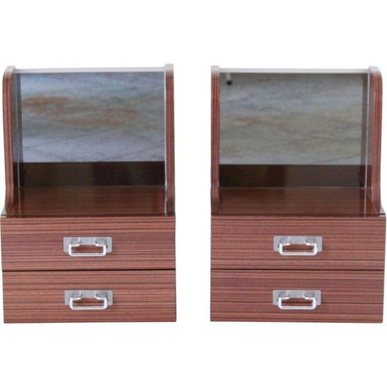 Image 1 of 1x Italiaanse nachtkastjes uit het midden van de vorige eeuw van palissanderhout en glas – set van 2