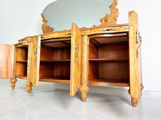 Image 1 of Italiaans dressoir laat barok rococo dressoir Mobili Cantù notenhout 1920 Ii