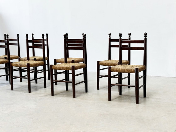 Image 1 of Set van acht Franse eetkamerstoelen