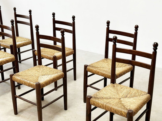 Image 1 of Set van acht Franse eetkamerstoelen