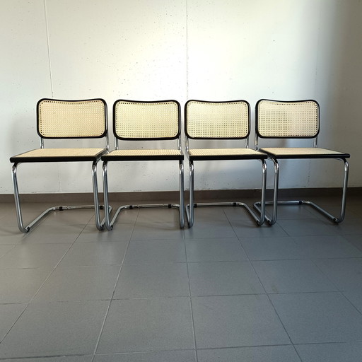 Set van 4 zwarte Vintage Cesca Stoelen "Made In Italy".