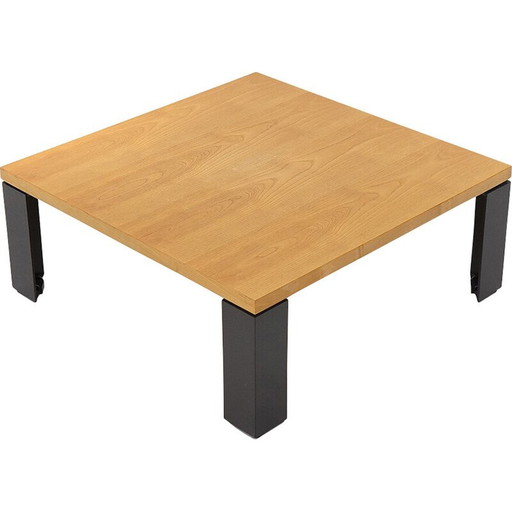 Vintage "Eretteo" vierkante salontafel in essen gefineerd hout door Orni Halloween voor Artemide, Italië 1970