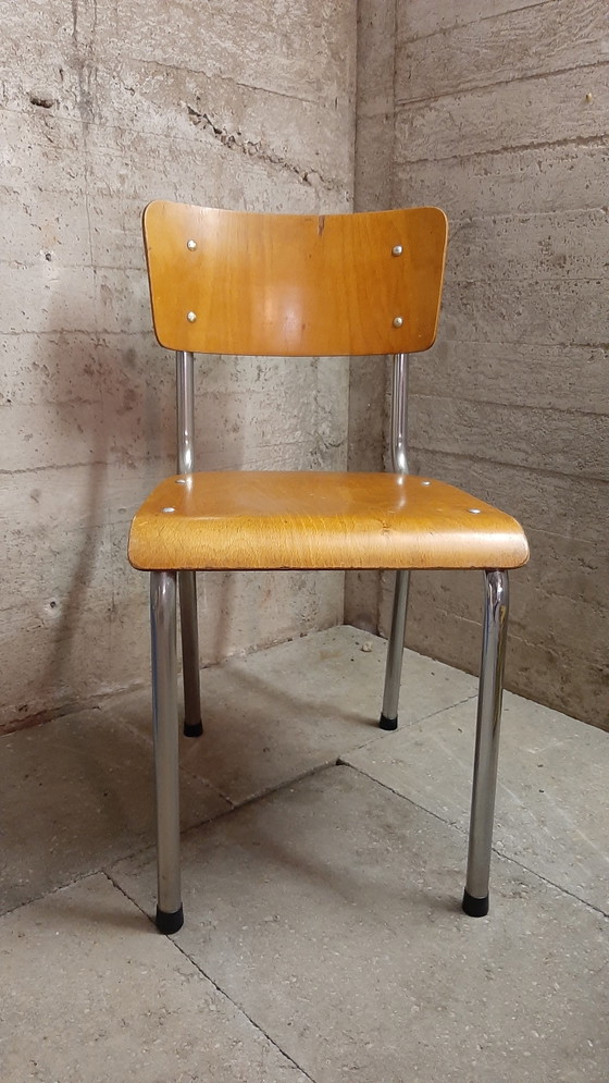 Image 1 of 3x Vintage Industriële Stoelen