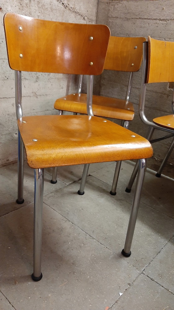 Image 1 of 3x Vintage Industriële Stoelen