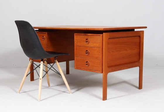 Image 1 of Teakhouten bureau Gv Møbler, Denemarken, jaren 1960