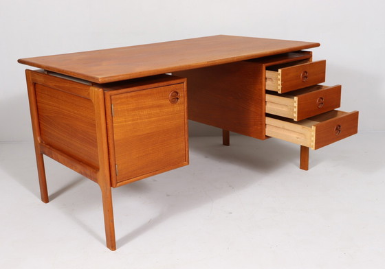 Image 1 of Teakhouten bureau Gv Møbler, Denemarken, jaren 1960