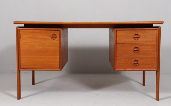 Image 1 of Teakhouten bureau Gv Møbler, Denemarken, jaren 1960