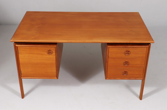 Image 1 of Teakhouten bureau Gv Møbler, Denemarken, jaren 1960