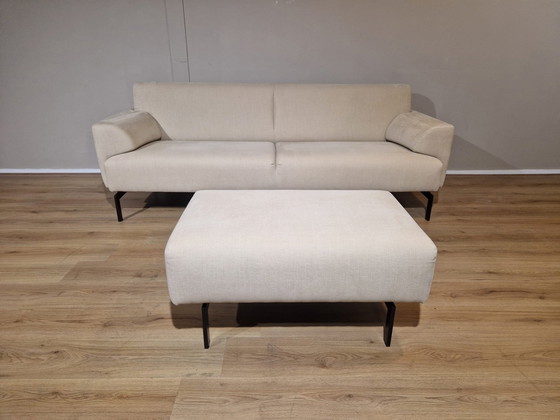 Image 1 of Rolf Benz 310 - 4 Zits Bank + Hocker - Crème - Showroomstaat