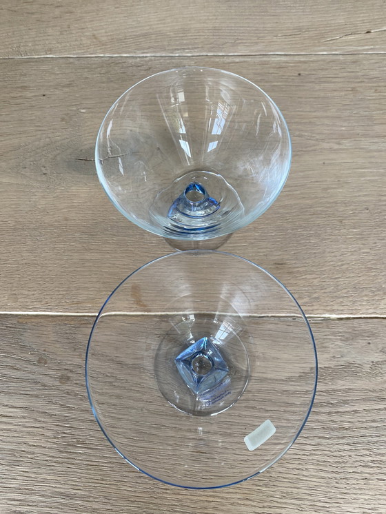 Image 1 of 2X Schott Zwiesel Handgeblazen Cocktailglazen Met Blauwe Steel