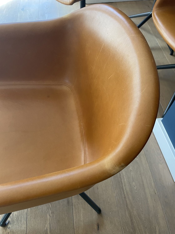 Image 1 of 6x Muuto Fiber Swivel Armchair In Leer Cognac