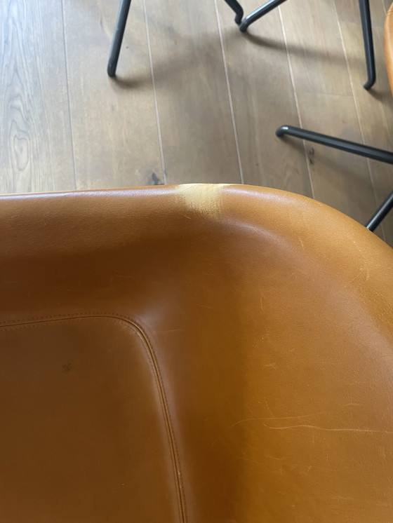 Image 1 of 6x Muuto Fiber Swivel Armchair In Leer Cognac