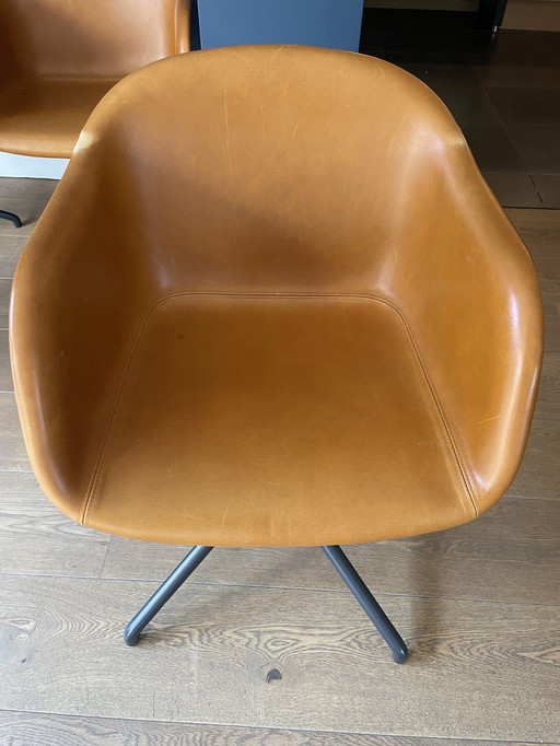 6x Muuto Fiber Swivel Armchair In Leer Cognac