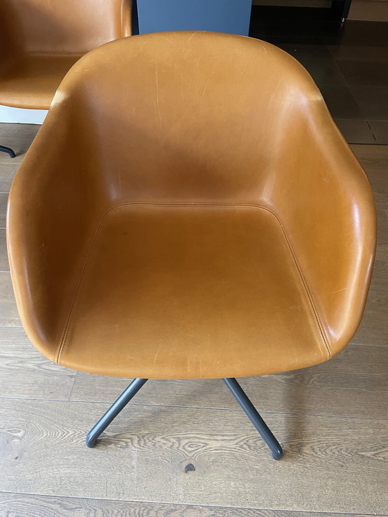 Image 1 of 6x Muuto Fiber Swivel Armchair In Leer Cognac