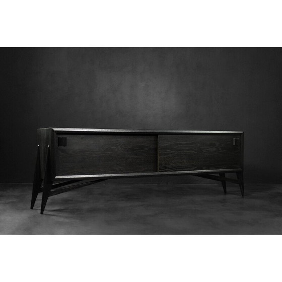 Image 1 of Vintage donker ruw eiken dressoir, 1960