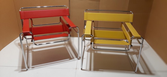 Image 1 of Knoll Wassily B3 Nieuwe-Nooit-Gebruikte Fauteuil In Amber Leer Van Marcel Breuer