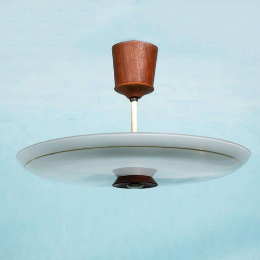 Vintage plafondlamp glas en teak, midmod glass ceiling lamp