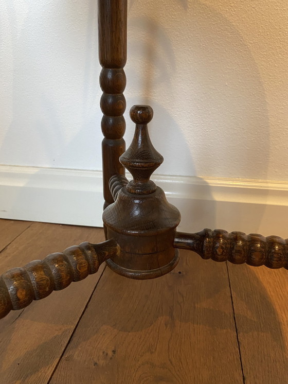 Image 1 of Ronde Driepoot Bijzettafel
