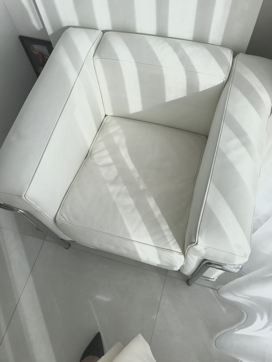 Image 1 of Le Corbusier Lc2 fauteuil