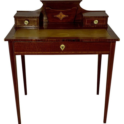 Vintage damesbureau met trapje