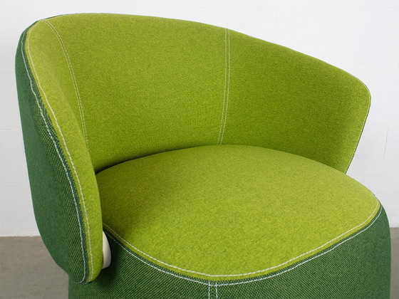 Image 1 of Haworth Openest Fauteuil annex pouf Chick design Patricia Urquiola