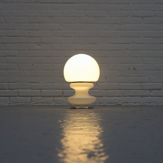 Image 1 of Space Age Italiaans Glazen Tafellamp '70S