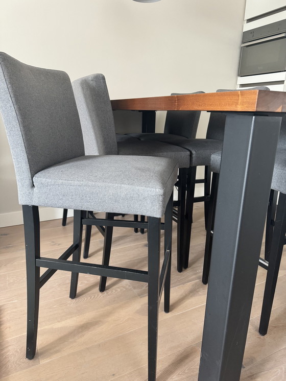 Image 1 of Houtmerk tafel & 6x Mobitech stoelen