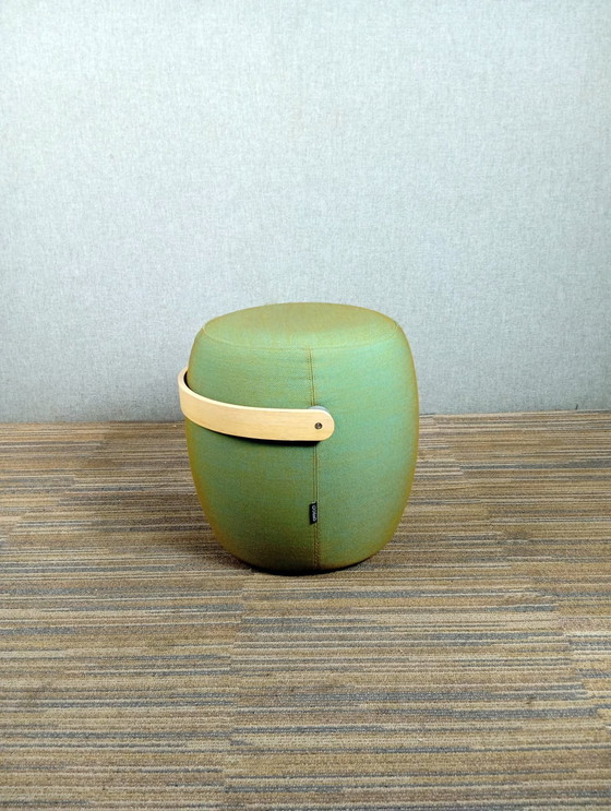 Image 1 of 1X Offecct Carry On Poef