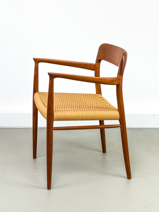 Image 1 of Teakhouten en Papercord Model 56 fauteuil door Niels Otto Møller voor J.L. Møllers, jaren 1960