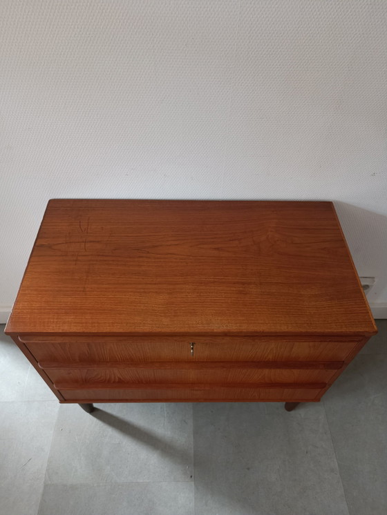 Image 1 of Vintage Deense Ladekast In Teak 