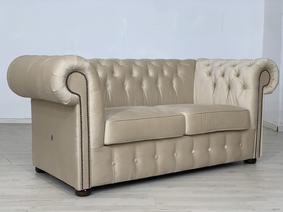 Image 1 of Engelse chesterfield bank 2-zits vintage koloniale stijl