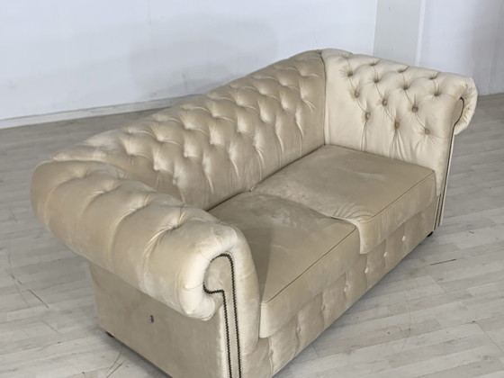 Image 1 of Engelse chesterfield bank 2-zits vintage koloniale stijl